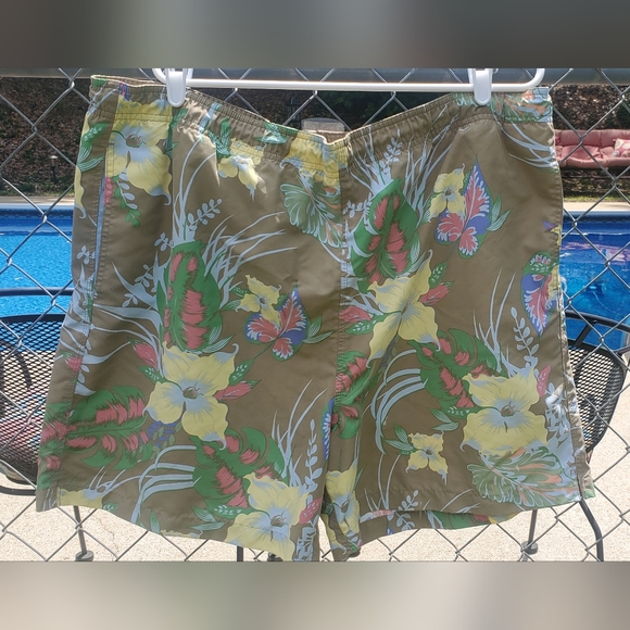 Daniel Cremieux Other - Daniel Cremieux Men's Size XL Surf Gear Beach Board Shorts Tropical Hawaiian